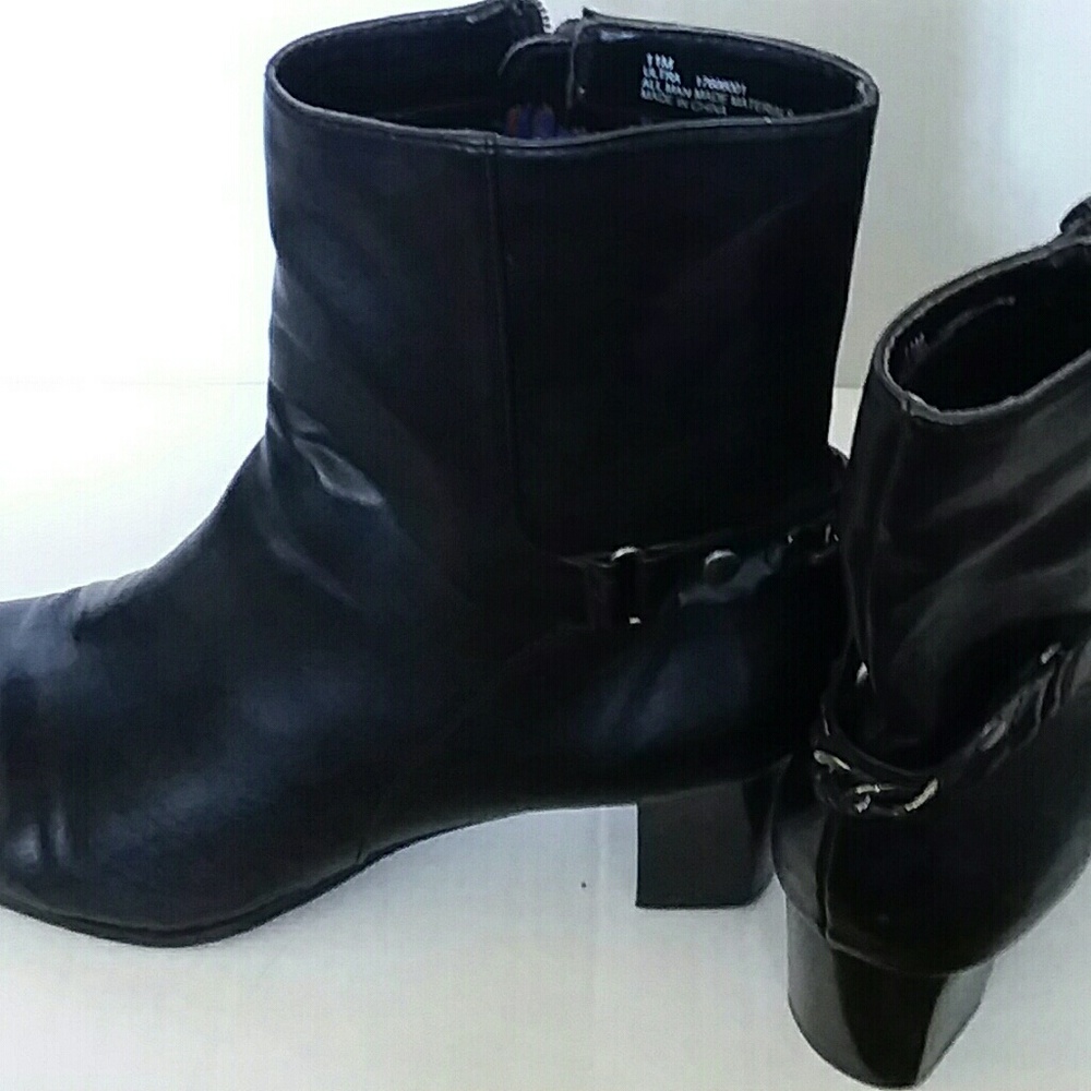 WOMEN'S NATURALIZER BLACK BOOTS SIZE 11M